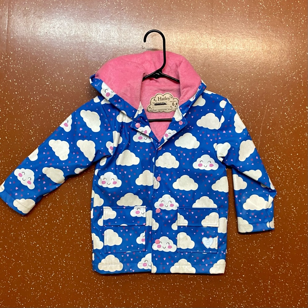 HATLEY Girl’s (6) Cloud Raincoat